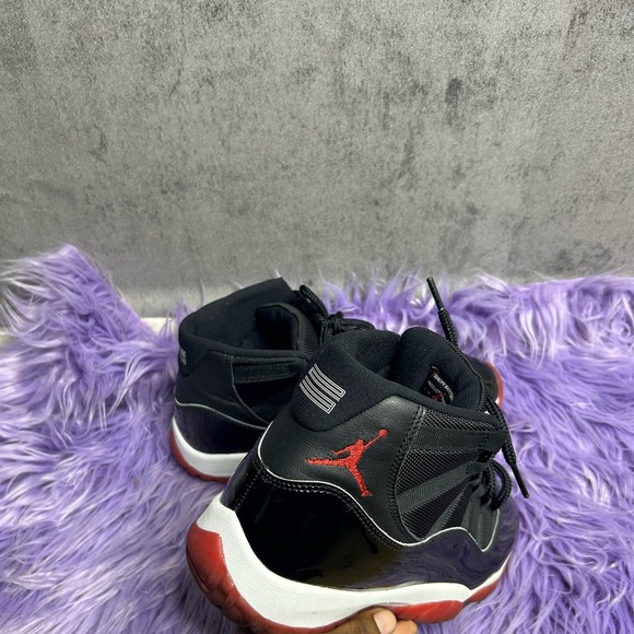 Jordan bred 11’s 2019 - Picture 4 of 7